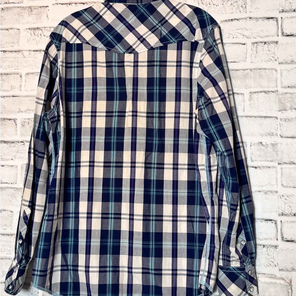 BKE‎ Men's Blue Plaid   Standard fit pearl snaps sz Large embroidered details